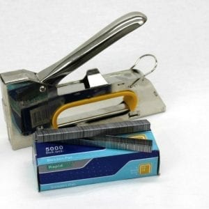 Canvas Hand Staple Gun Tacker and Fine Wire Staples 5000pcs 8mm Package